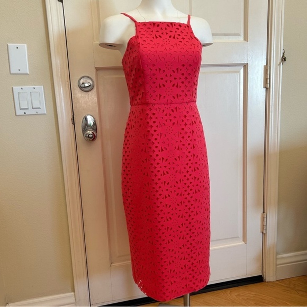Trina Turk Coral Lazer Cut Floral Dress 2 Spaghetti straps midi